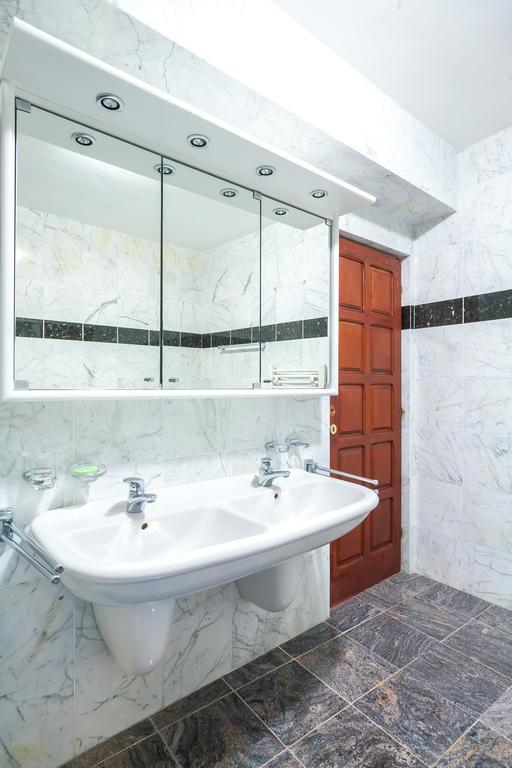 Appartement & Perasto *