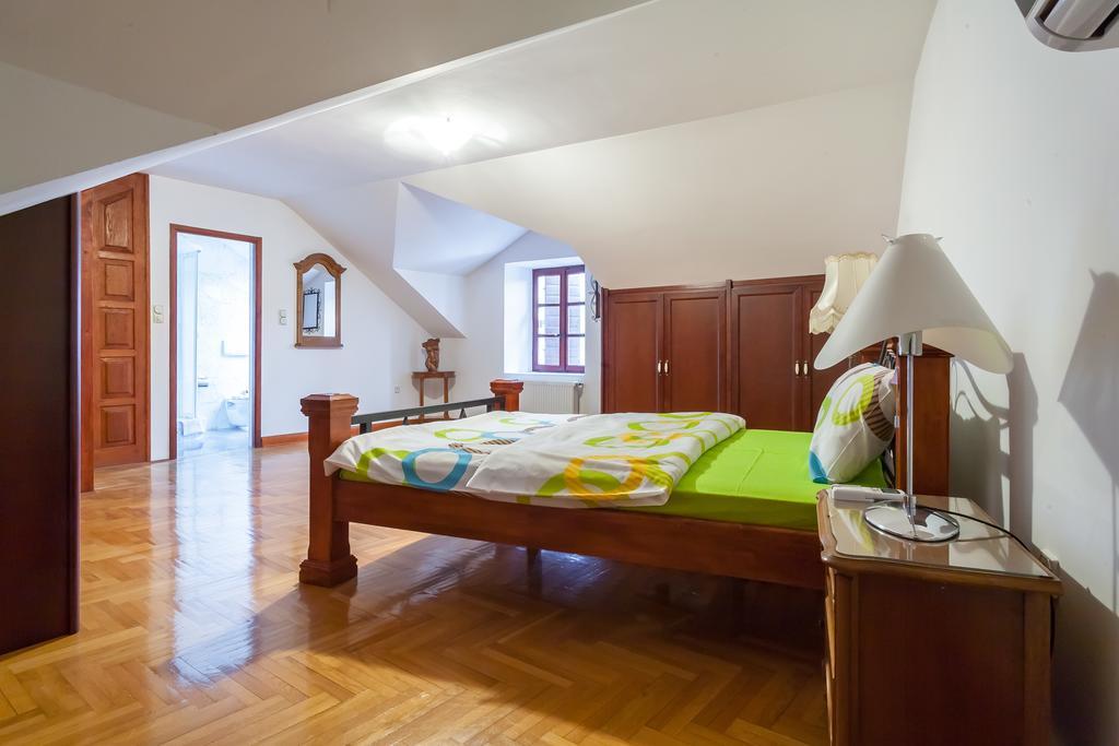 Appartement & Perasto