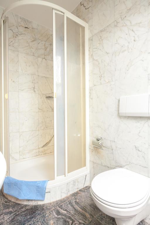 Appartement & Perasto *